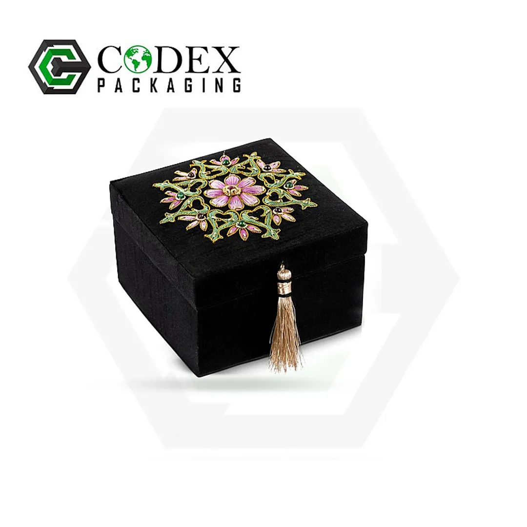 Custom Velvet Coated Jewelry Boxes